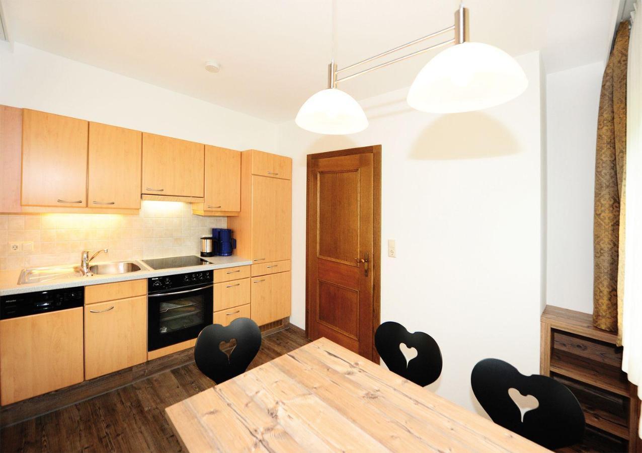 Appartements Zwoelferkogelblick Saalbach-Hinterglemm Exteriör bild