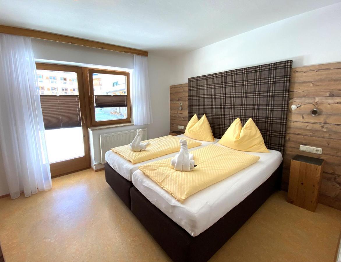 Appartements Zwoelferkogelblick Saalbach-Hinterglemm Exteriör bild