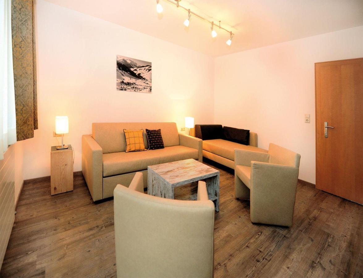 Appartements Zwoelferkogelblick Saalbach-Hinterglemm Exteriör bild